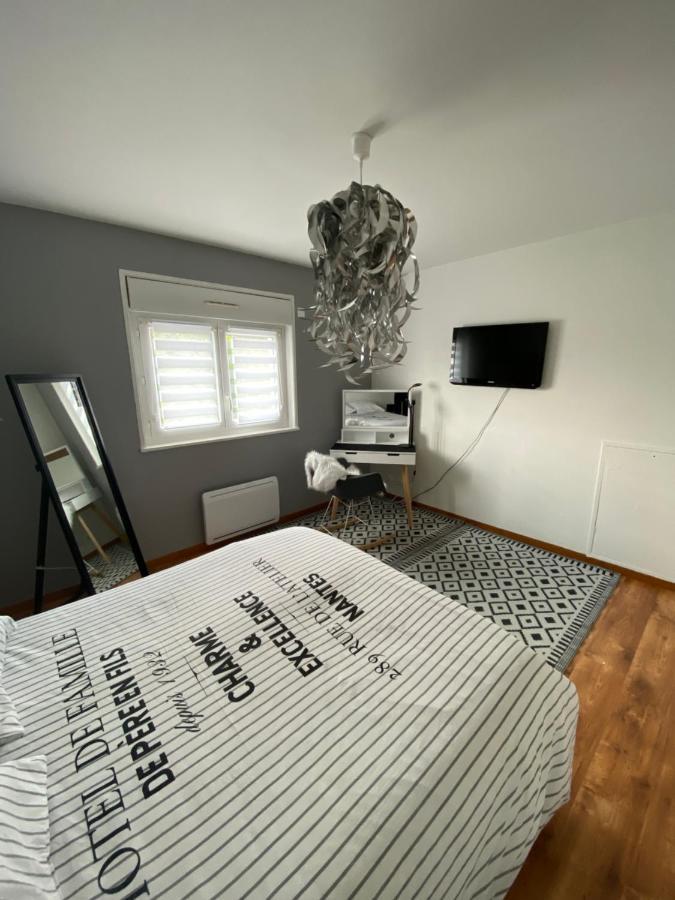 Maison moderne à la campagne Le Valdahon Extérieur photo